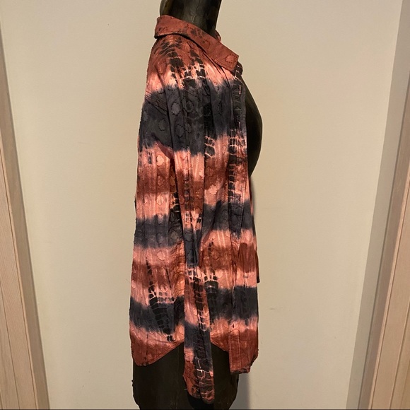 NWT Anthropologie Pilcro Janesse Cotton Tie-Dye Buttondown Top | Women’s XS - Picture 3 of 6